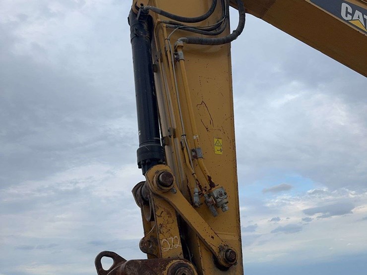 2014-caterpillar-336e-image-58