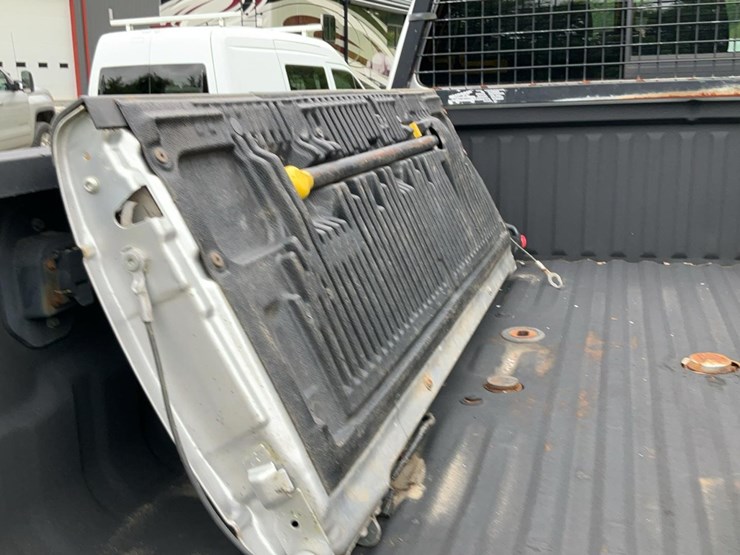 2016-ford-f350-image-44