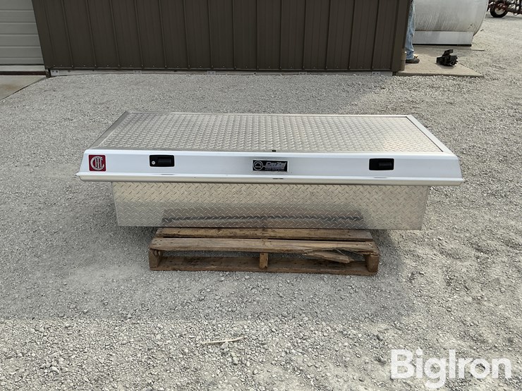dee-zee-platinum-pickup-tool-box-image-2