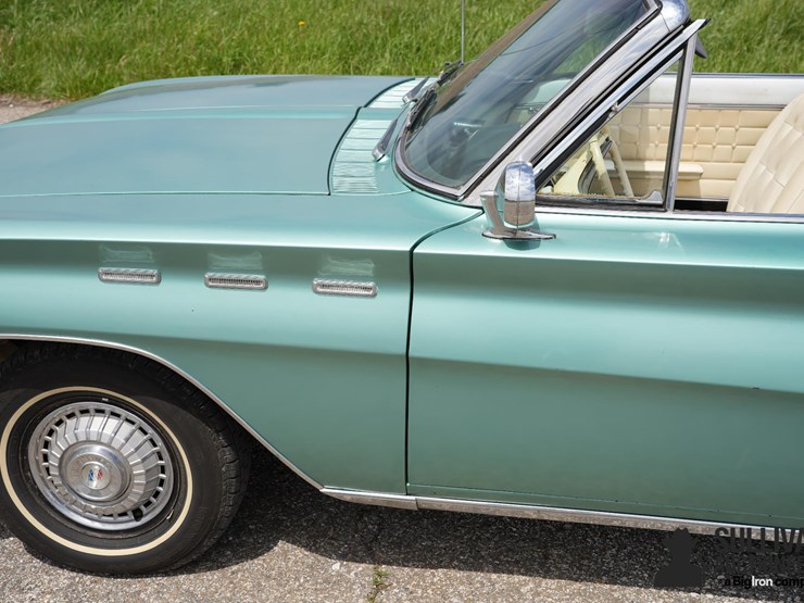 run-#170---1962-buick-series-convertible-image-15
