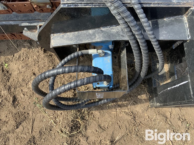 2023-top-cat-ecssstg200-hydraulic-skid-steer-trencher-attachment-image-11