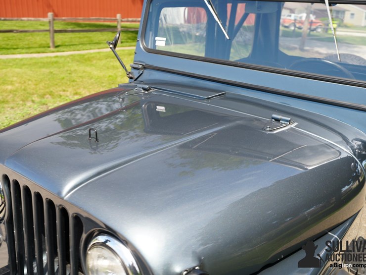 1961-jeep-willys-image-12