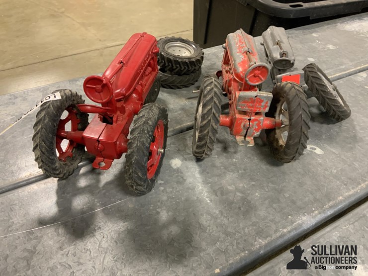 hubley-toy-tractors-and-parts-image-6