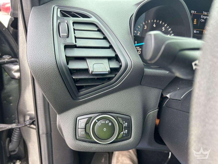 2017-ford-escape-image-15
