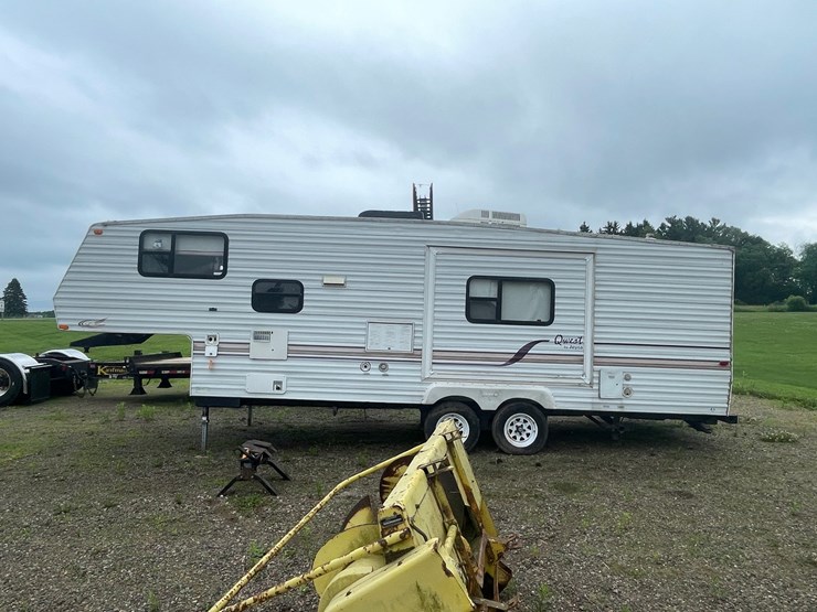 #4931-•-2001-jayco-qwest-27'-fifth-wheel-camper-(has-wi-title)-image-7