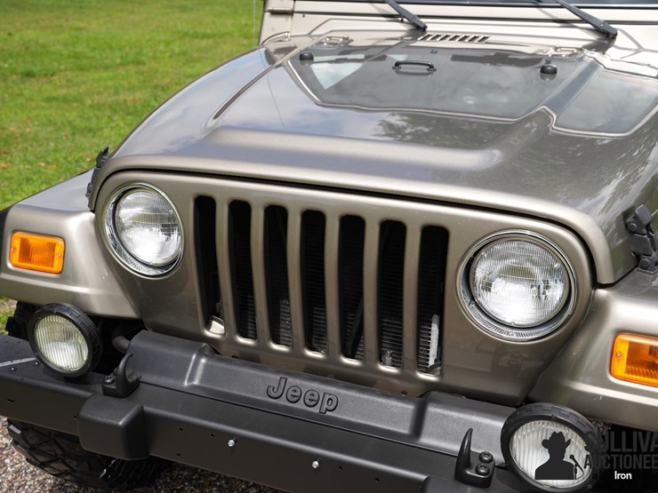 2003-jeep-wrangler-image-11