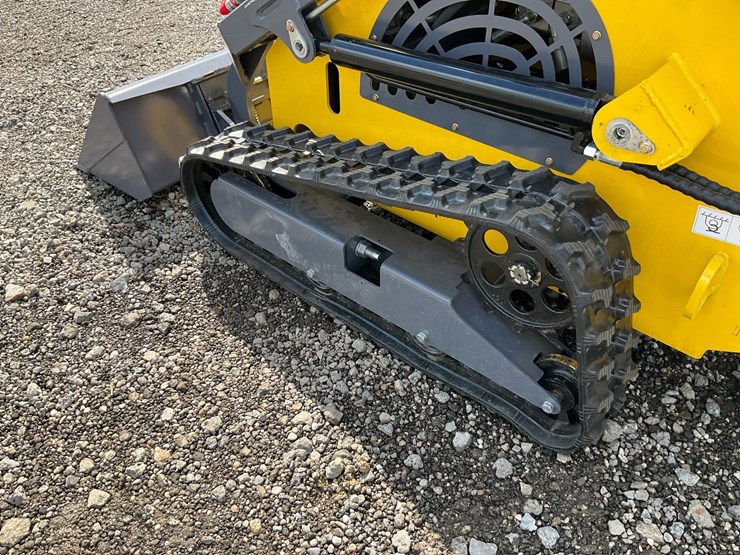 #1011-•-unused-landhonor-lhr-t460k1-mini-skid-steer-track-loader---middlefield,-oh-image-12