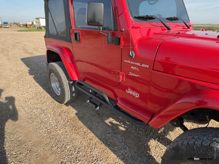 1998-jeep-wrangler-sport-image-17