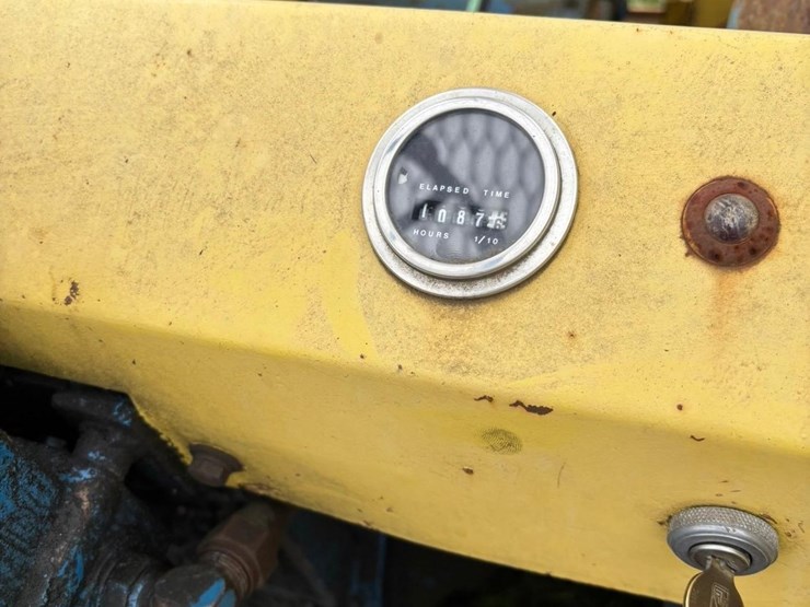 ford-4400-image-13