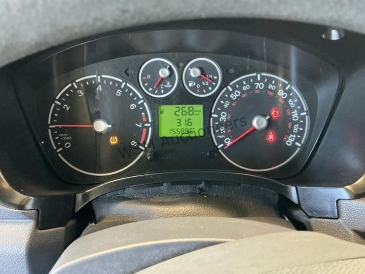 2012-ford-transit-connect-image-19