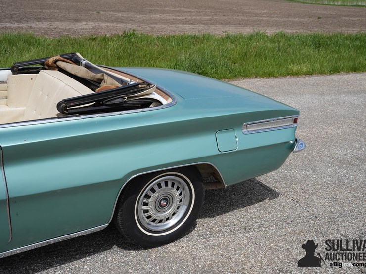 run-#170---1962-buick-series-convertible-image-17