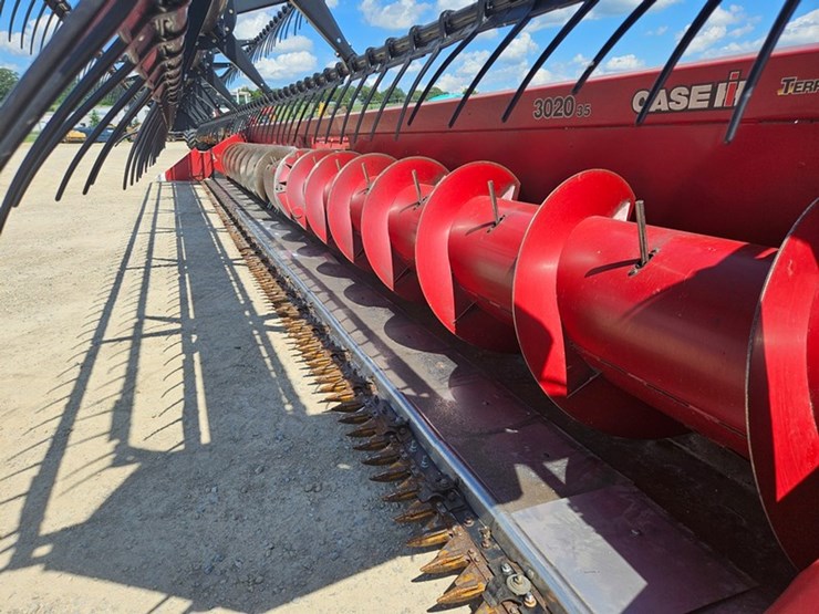 case-ih-3020-image-24