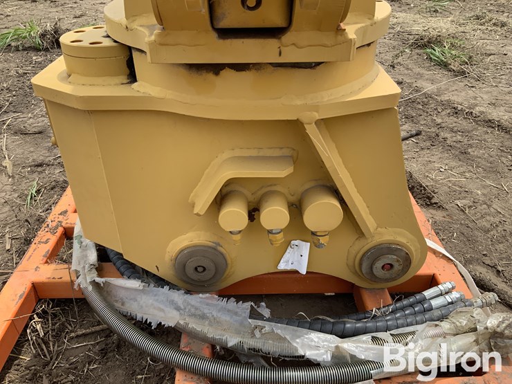 2023-caterpillar-307-image-19