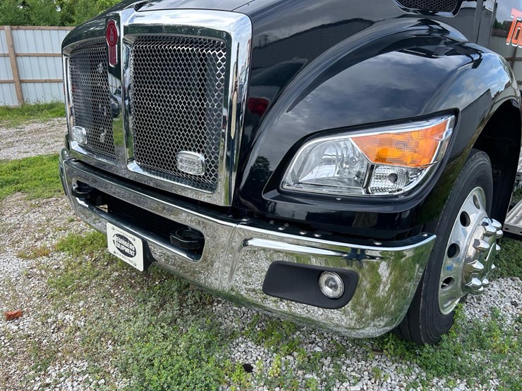 2024-kenworth-t280-image-9