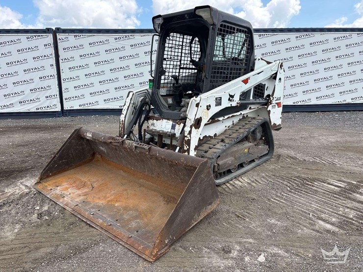 2021-bobcat-t450-image-1
