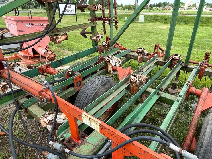 #4915-•-glencoe-field-cultivator-with-3-bar-harrow-image-13