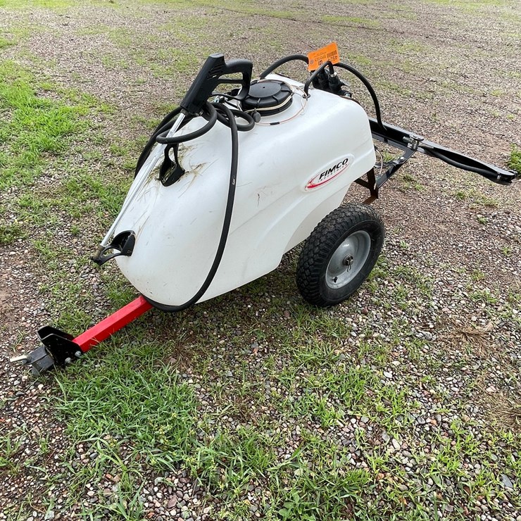 #4924 • Fimco 30-Gallon Pull Type Sprayer
