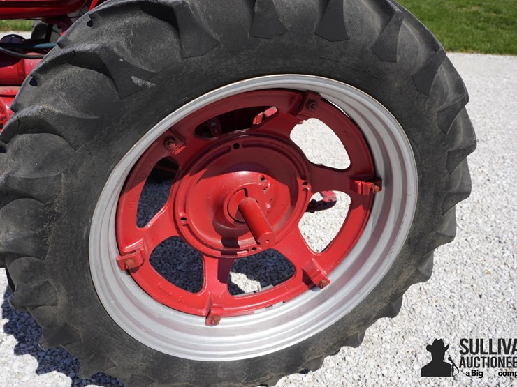 run-#166---farmall-h-2wd-tractor-image-18