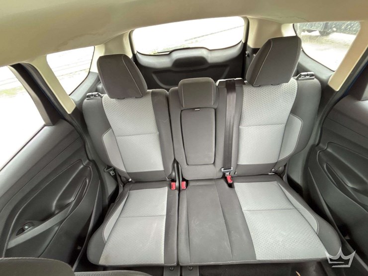 2017-ford-escape-image-19