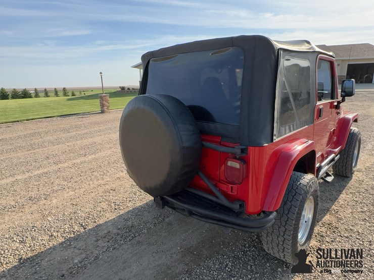 1998-jeep-wrangler-sport-image-19