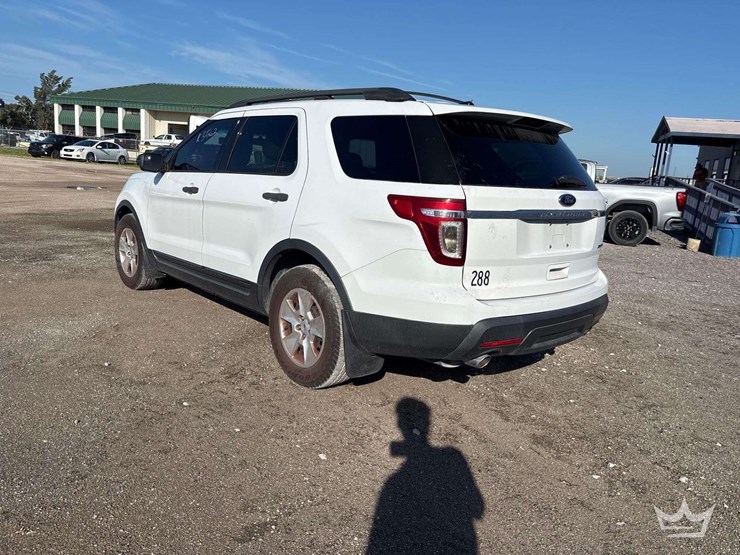 2014-ford-explorer-image-4