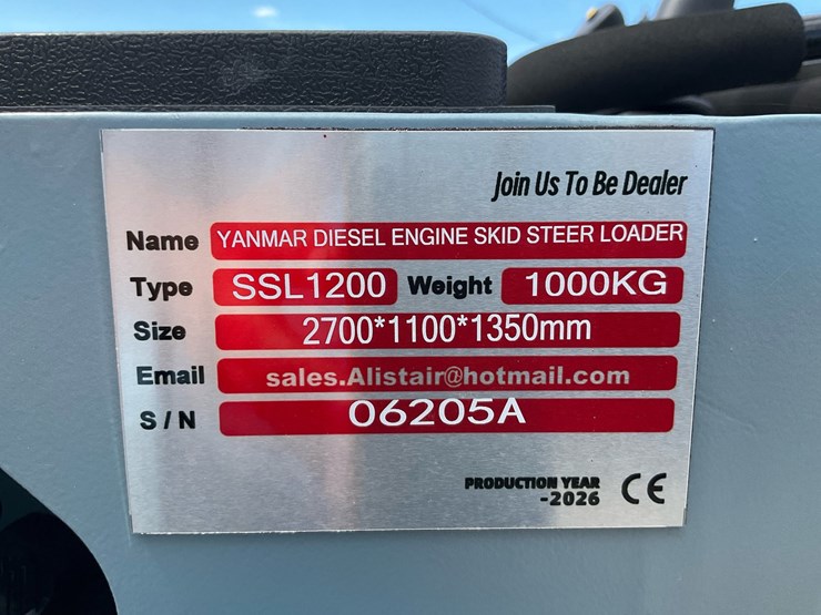 #1019-•-unused-sdlanch-ssl1200-mini-track-skid-steer-loader-image-10