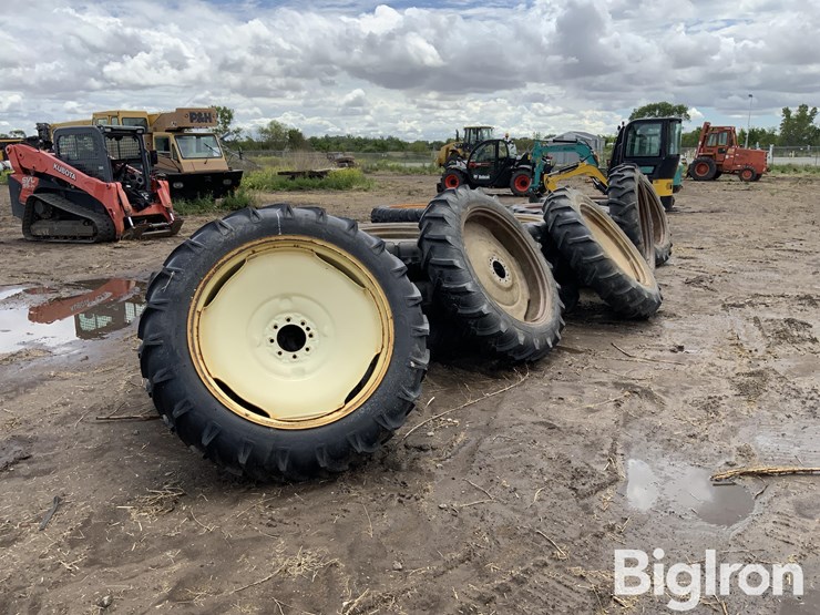 11.2-38-pivot-tires-&-rims-image-3