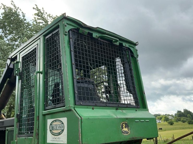 2007-deere-540g-iii-image-34