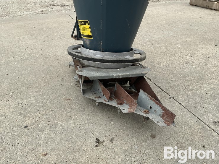 neco-electric-grain-spreader-image-12