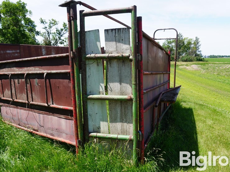 cattle-sorting-tub-w/10'-gate-image-11