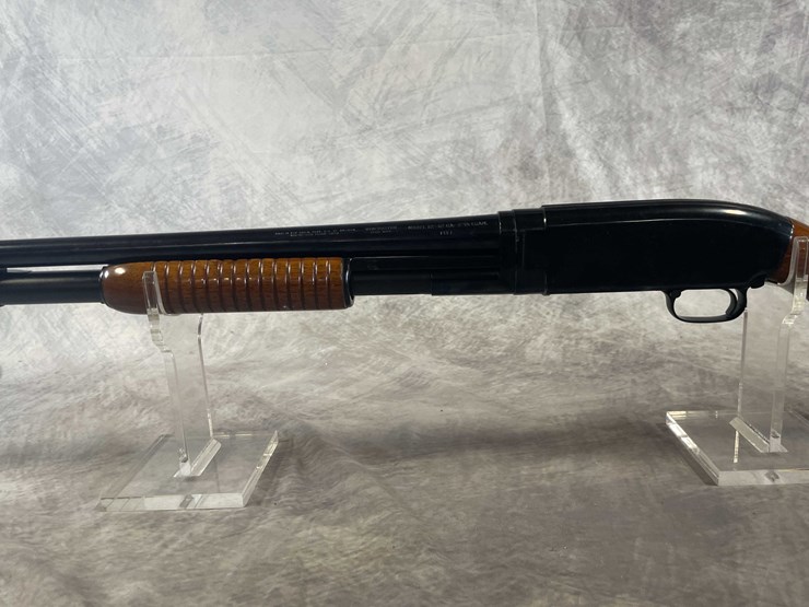 #4123-•-winchester-model-12,-12-ga.-pump-action-shotgun,-sn:-1213817,-(neenah,-wi)-image-7