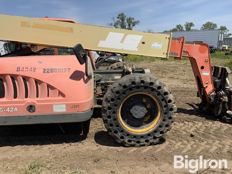 2006-jlg-g6-42a-image-20