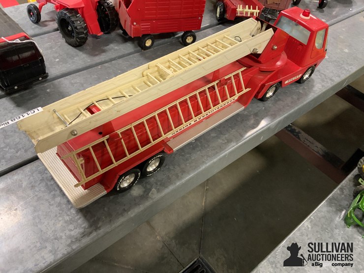 nylint-aerial-hook-n-ladder-toy-truck-image-5