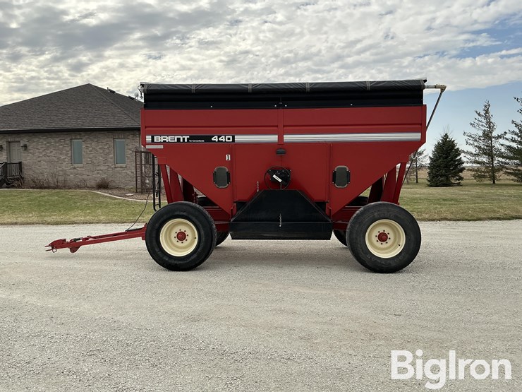 unverferth-brent-gt440-grain-wagon-image-8