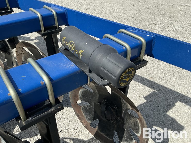2015-blu-jet-trench-master-tile-line-filler-image-18