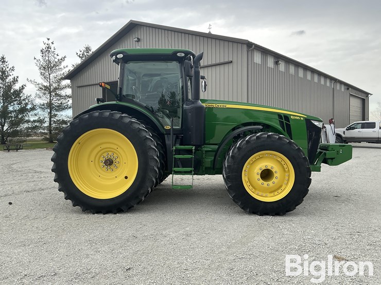 2013-john-deere-8285r-image-4