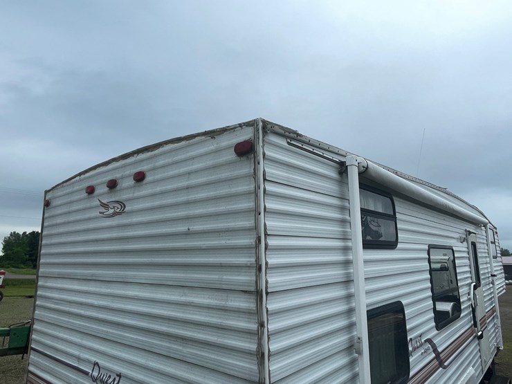 #4931-•-2001-jayco-qwest-27'-fifth-wheel-camper-(has-wi-title)-image-24