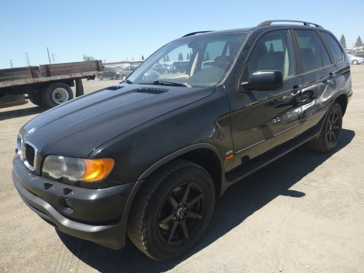2003-bmw-x5-image-1