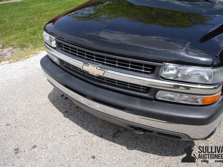 2001-chevrolet-silverado-1500-image-9