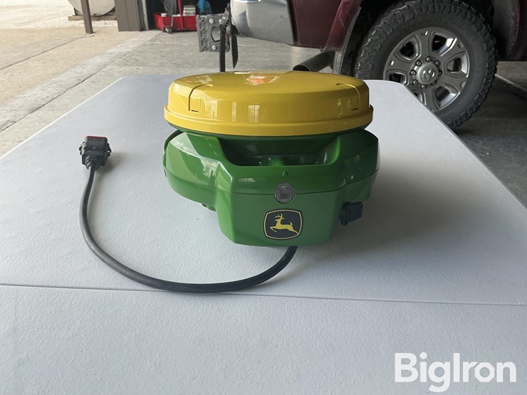 2024-john-deere-7500-image-2