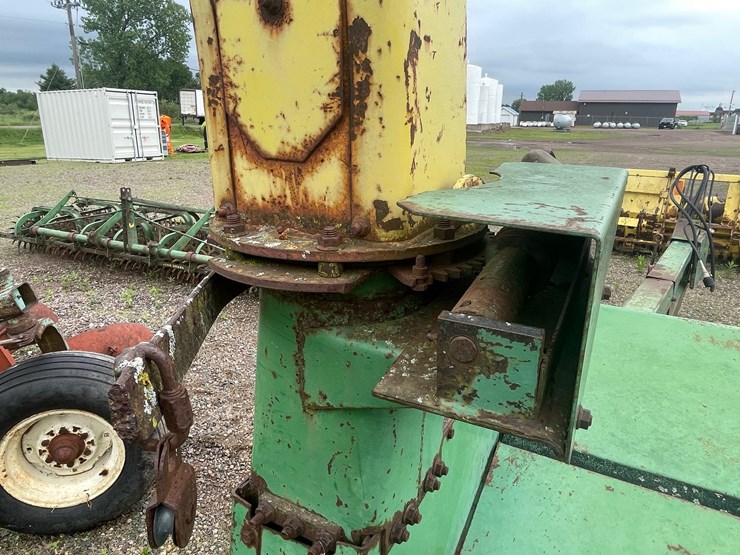 john-deere-3940-image-21