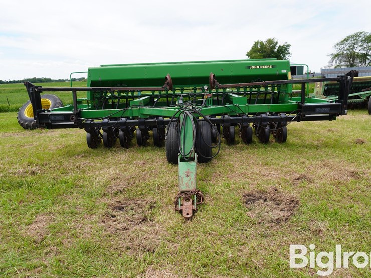 john-deere-750-image-2