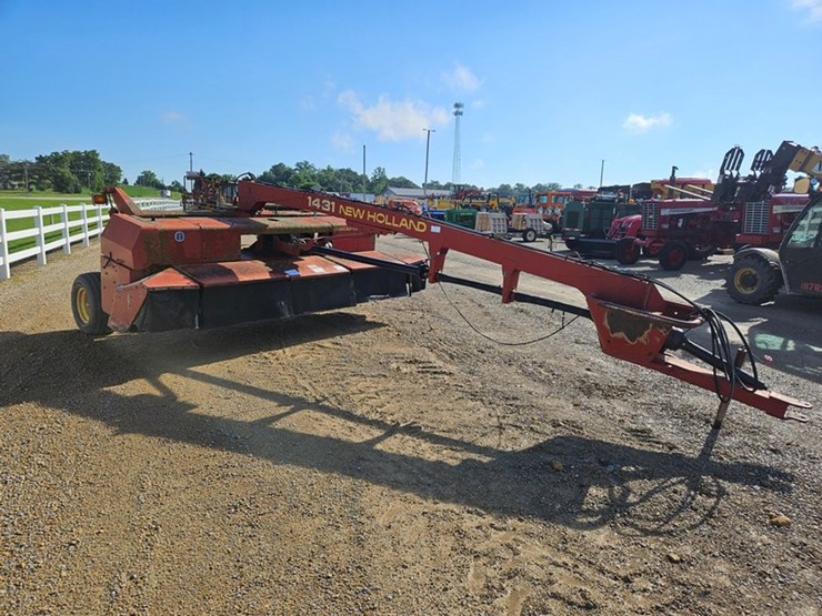 new-holland-1431-image-7