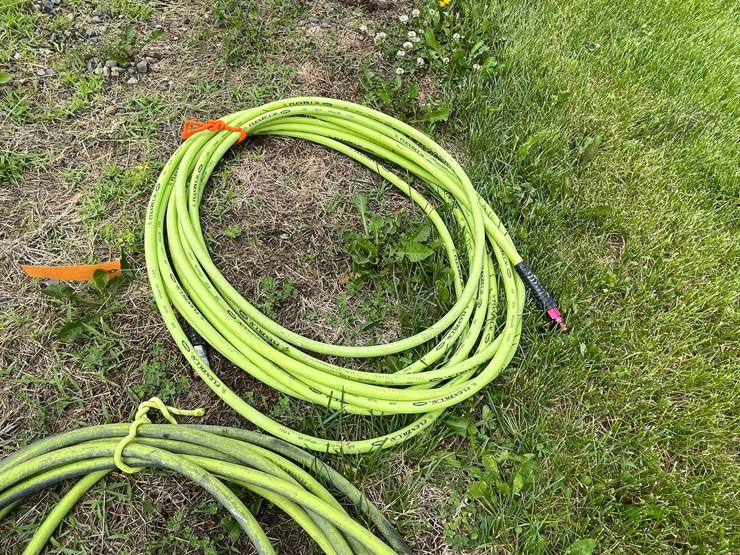 #4920-•-air-compressor-tank-with-(3)-hoses-image-5