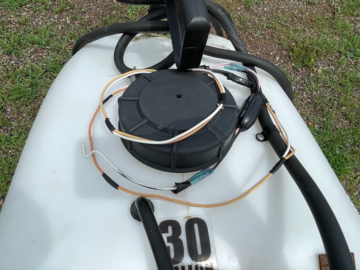 #4924-•-fimco-30-gallon-pull-type-sprayer-image-16