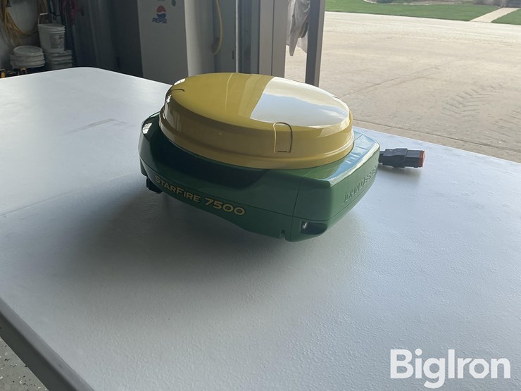 2024-john-deere-7500-image-7