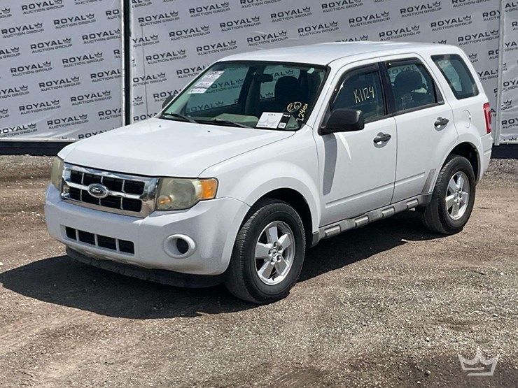 2009-ford-escape-image-1