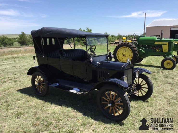 1920-ford-model-t-image-3
