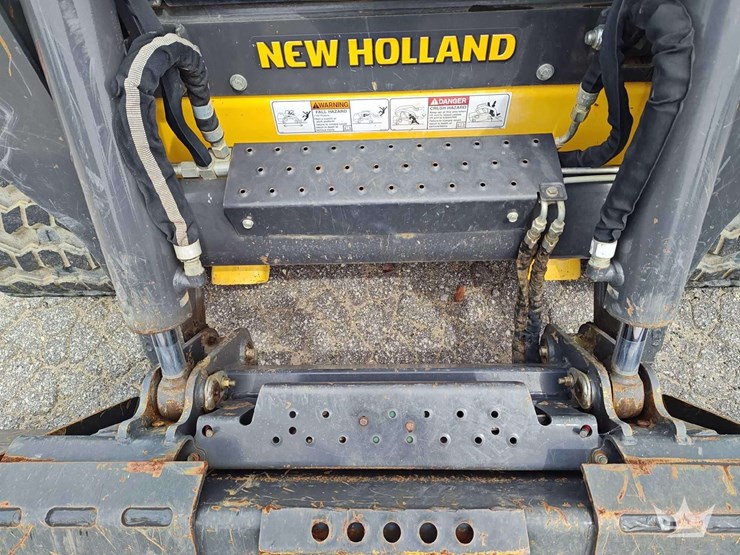 2023-new-holland-c345-image-27