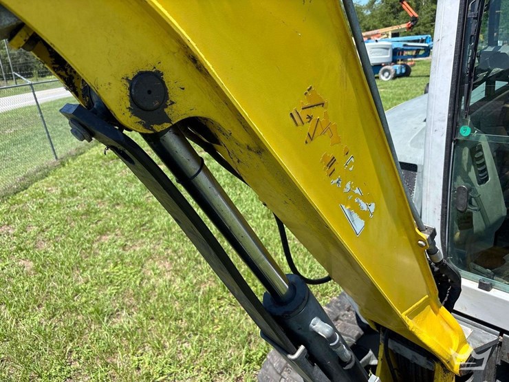 2020-wacker-neuson-ez36-mini-excavator-image-15